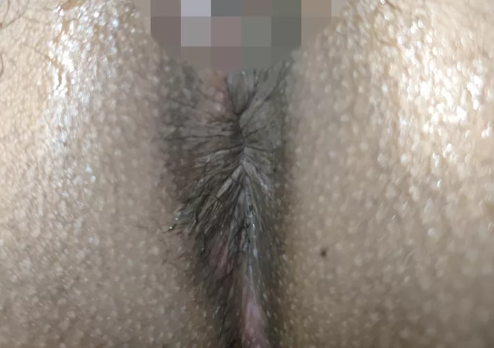 I'll be sending nudes to the first to rate my hole