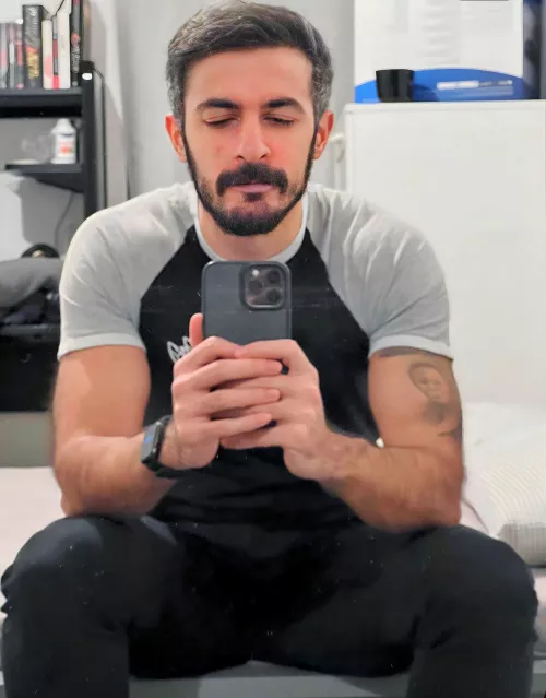 I’m here to remind you to drink water. 💦