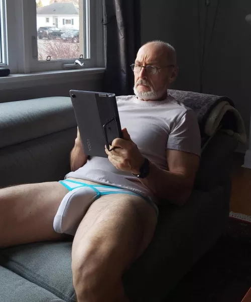 just a relaxing time before the gym 71 yrs old now !!!