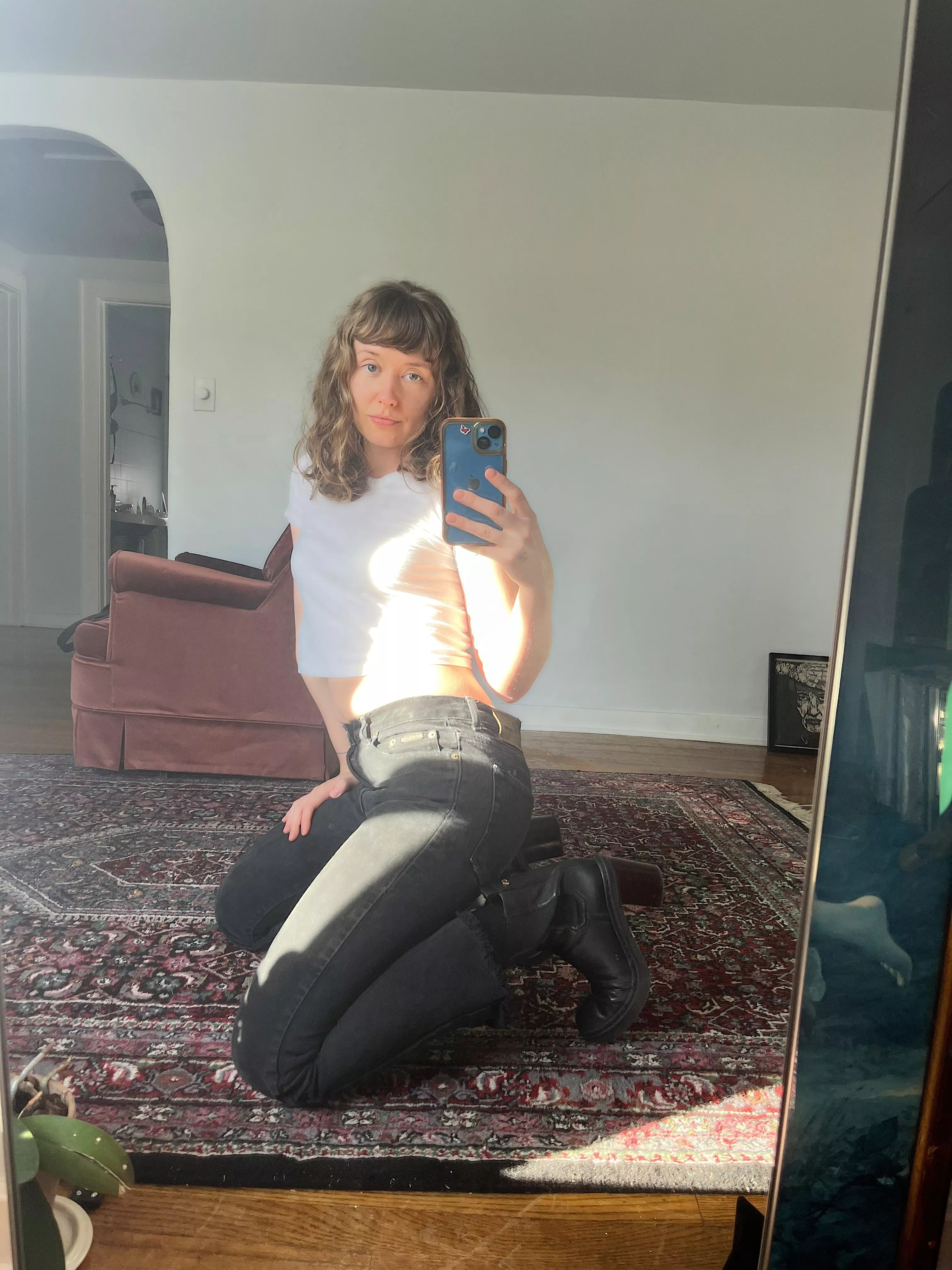 Just a sunny selfie [F]