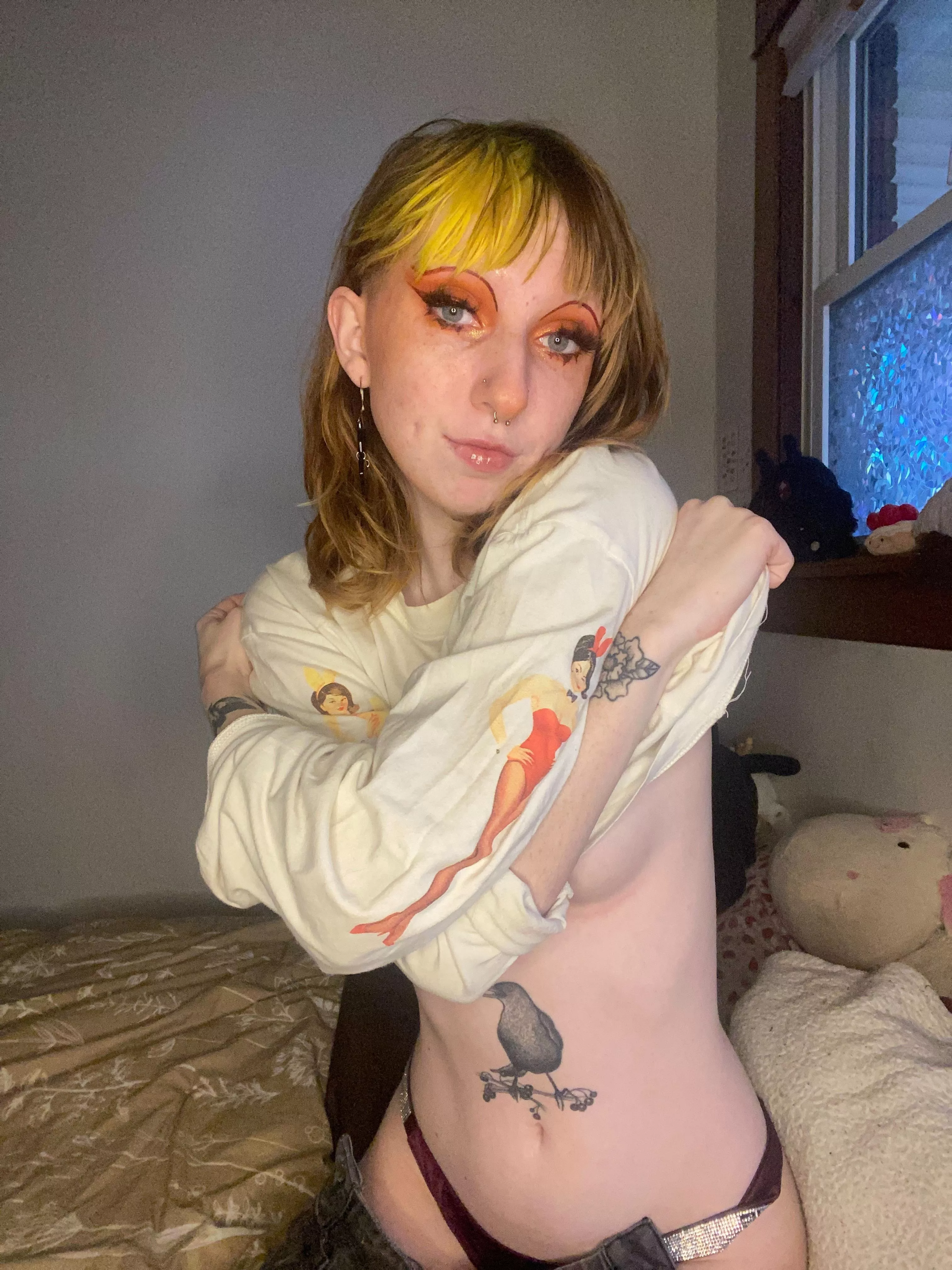 Just re-dyed it neon yellow, my tried and true <3