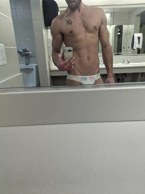 Lovin this speedo😏 hbu?