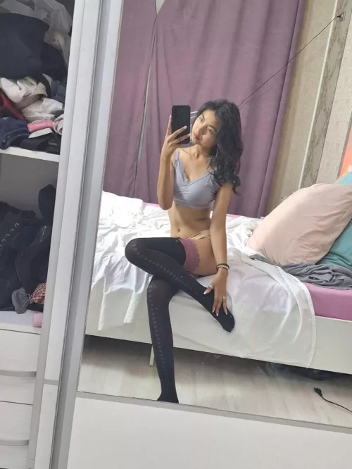 My legs are meant to wrap around your neck