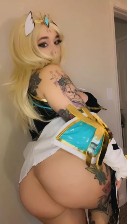 Mythra [Xenoblade Chronicles 2] (inkedcosplaygirl)