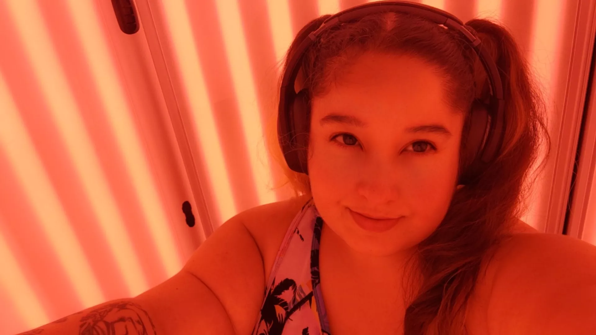 Post workout selfie, seeing if this red light therapy is actually beneficial