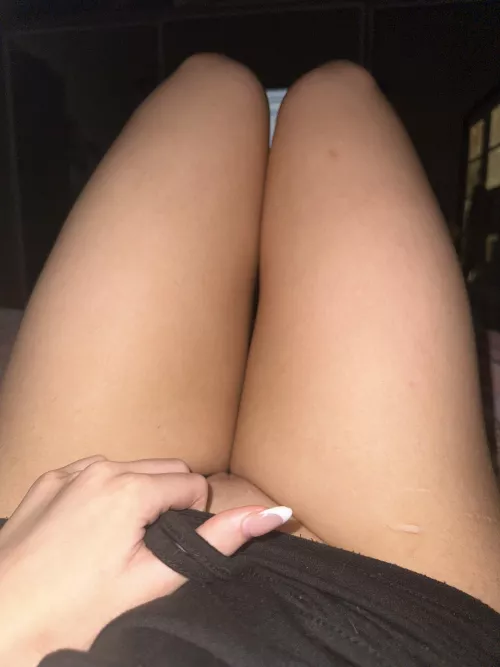 POV: ur an 18yo teen girl