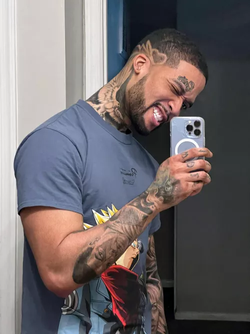 Quick break from MK1 🎮