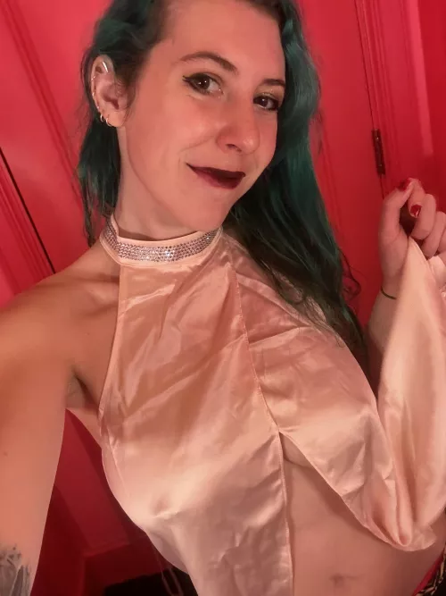 Satin smiles