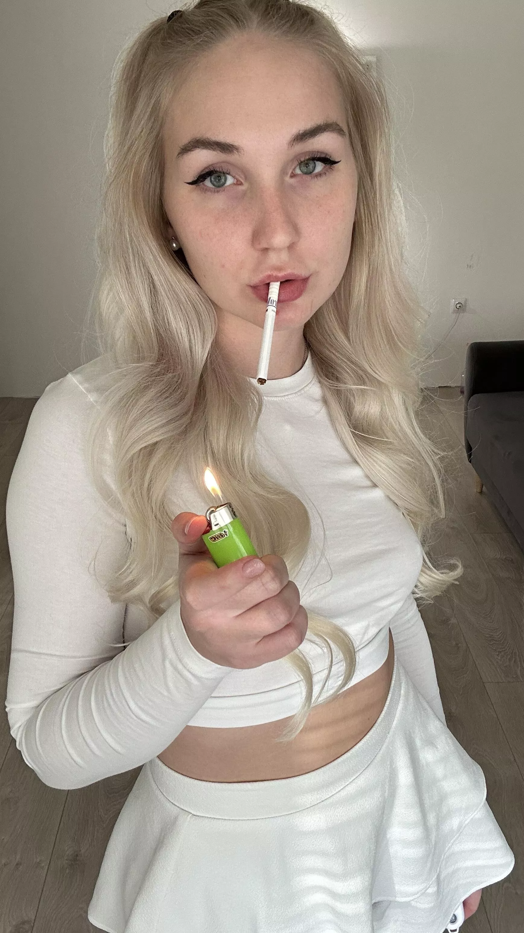 Time to smoke with me 🚬