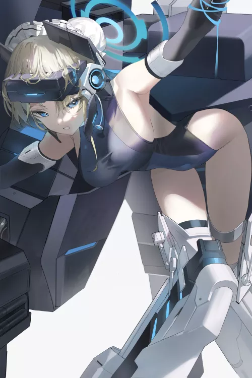 Toki in the Abi-Eshuh exoskeleton (buri) [Blue Archive]