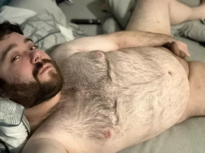 UK - any chasers out there to spoon? Can’t promise I won’t get hard! 🐻