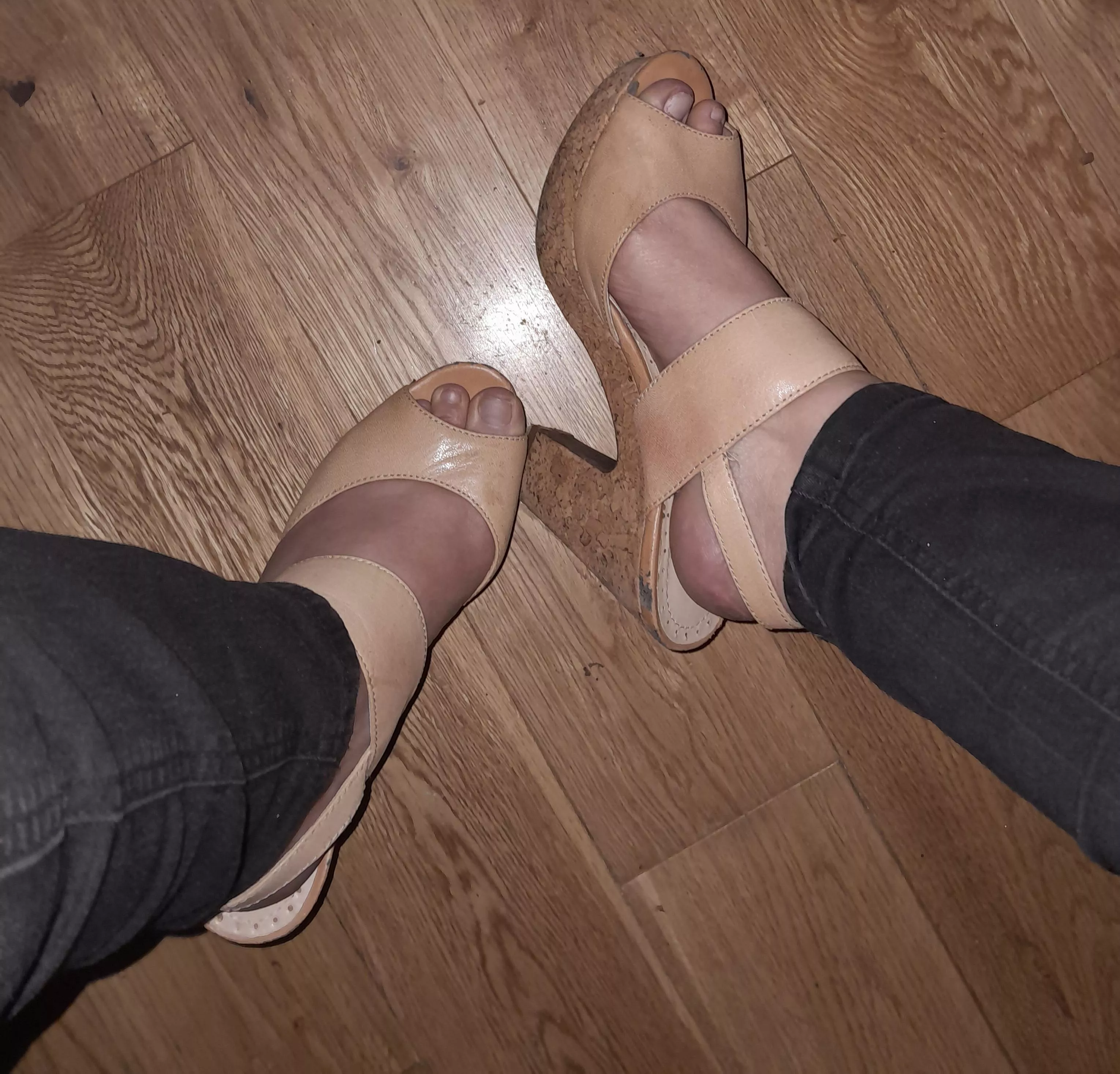 What do you think of my shoes😏