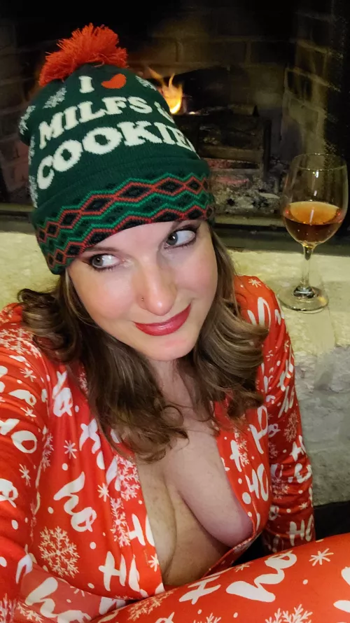 Who else loves Milfs & cookies?