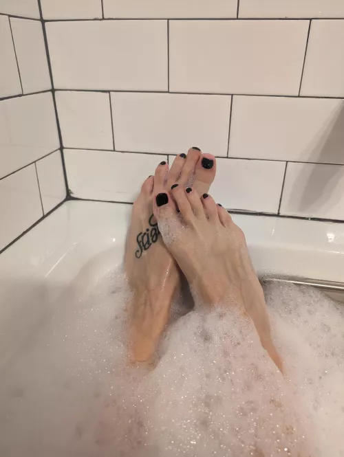 Who is the lucky person to rub these big sexy feet?