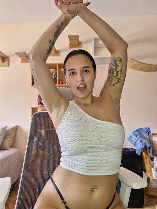 You should be smelling my armpits