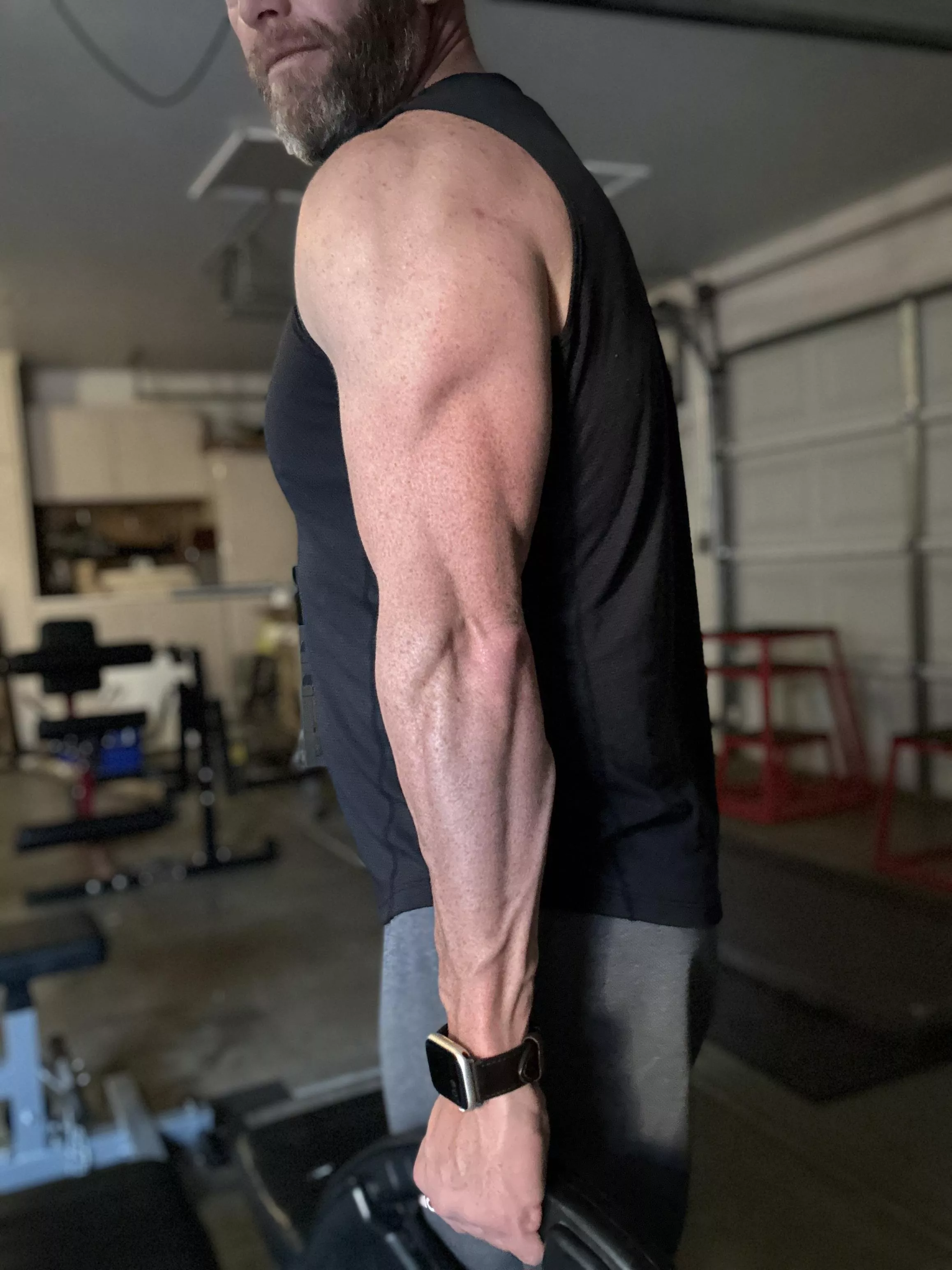 (40) Gotta keep the arms up so I can spank u/milfy_miri ‘s ass hard when she’s bad. Anyone else need some?