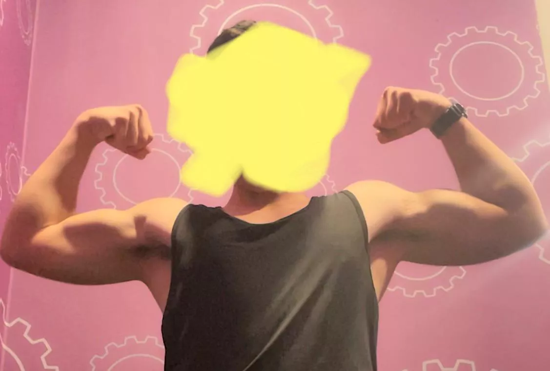 Anyone wanna lick/smell :) 20M