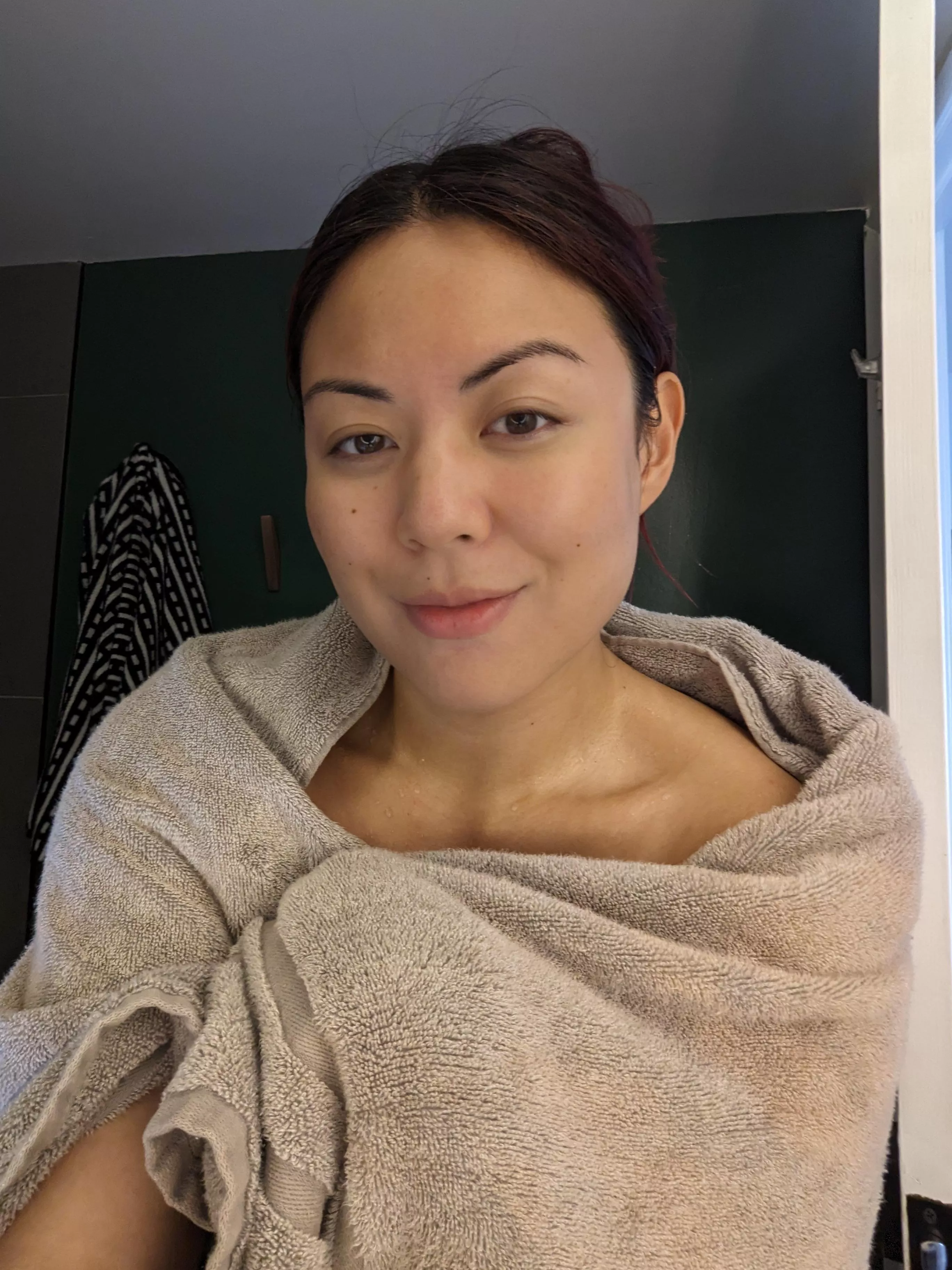 Before an early morning rinse 🥱