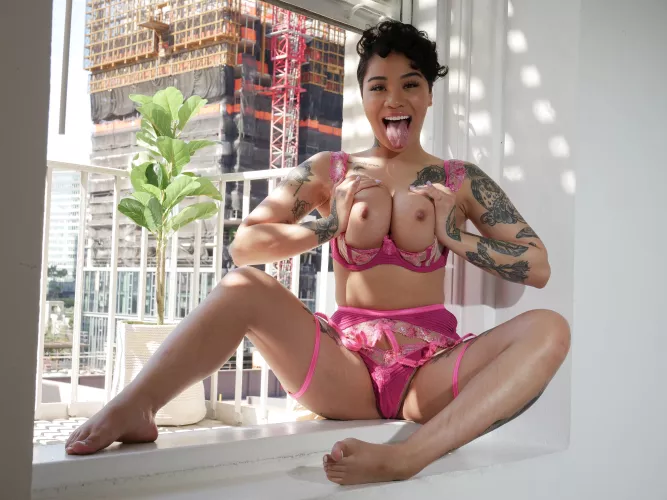 Benefits of having a neighbor like me...