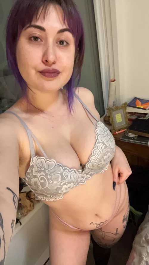 boop! lil belly button