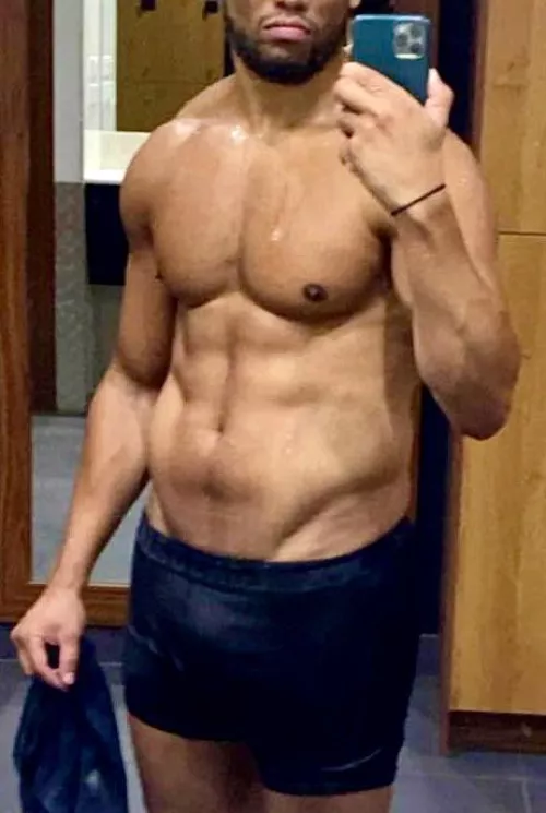 Can dudes be thirst traps too?