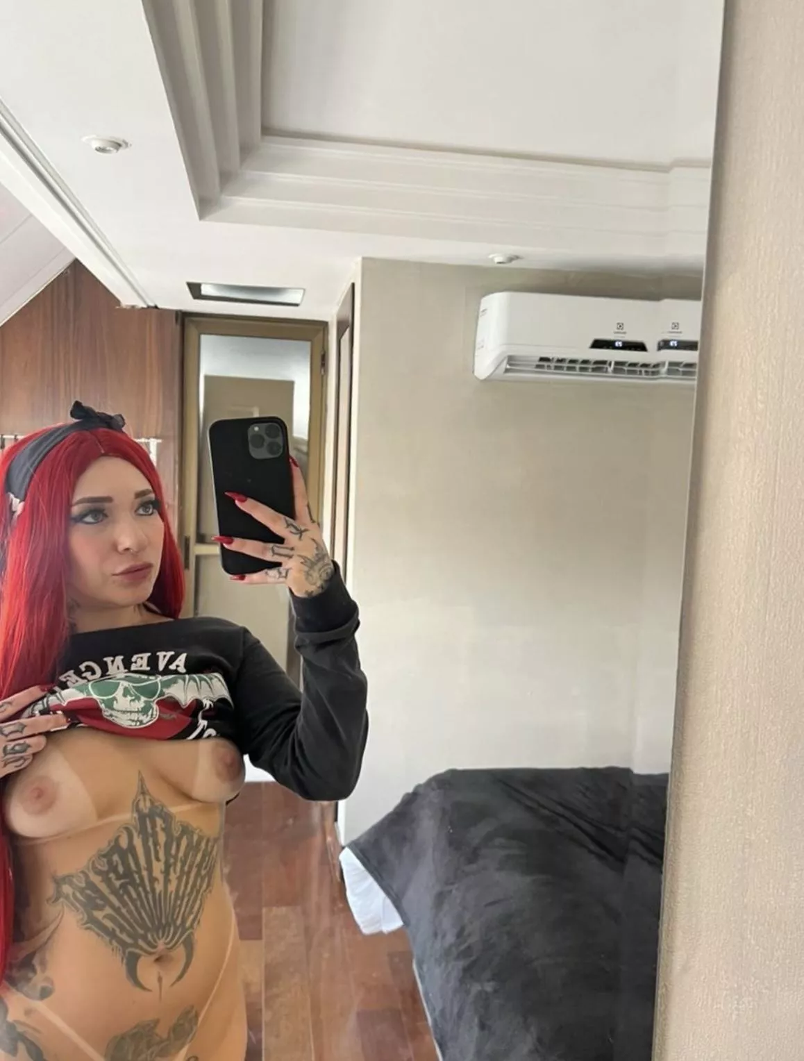 Can I be your new goth girlfriend ?