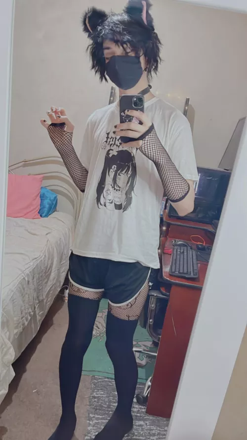 Catboys when they try to be intimidating :c