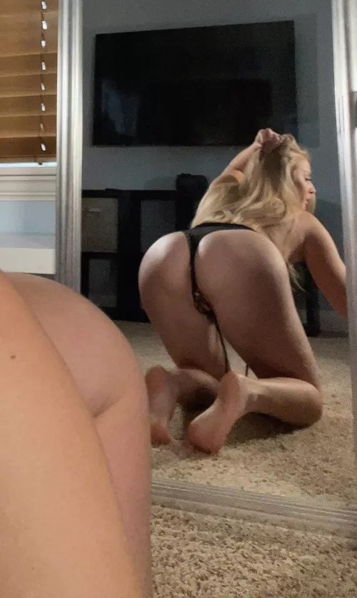 Check out my adorable booty