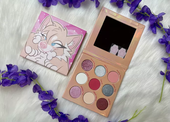 check out these puppy girl eyeshadow palettes i made !!