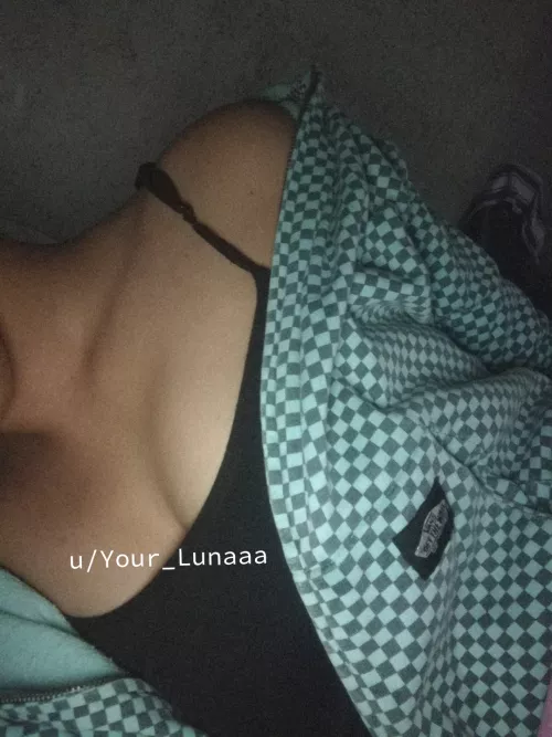 Cuddle lang e. Damot.😕(f)