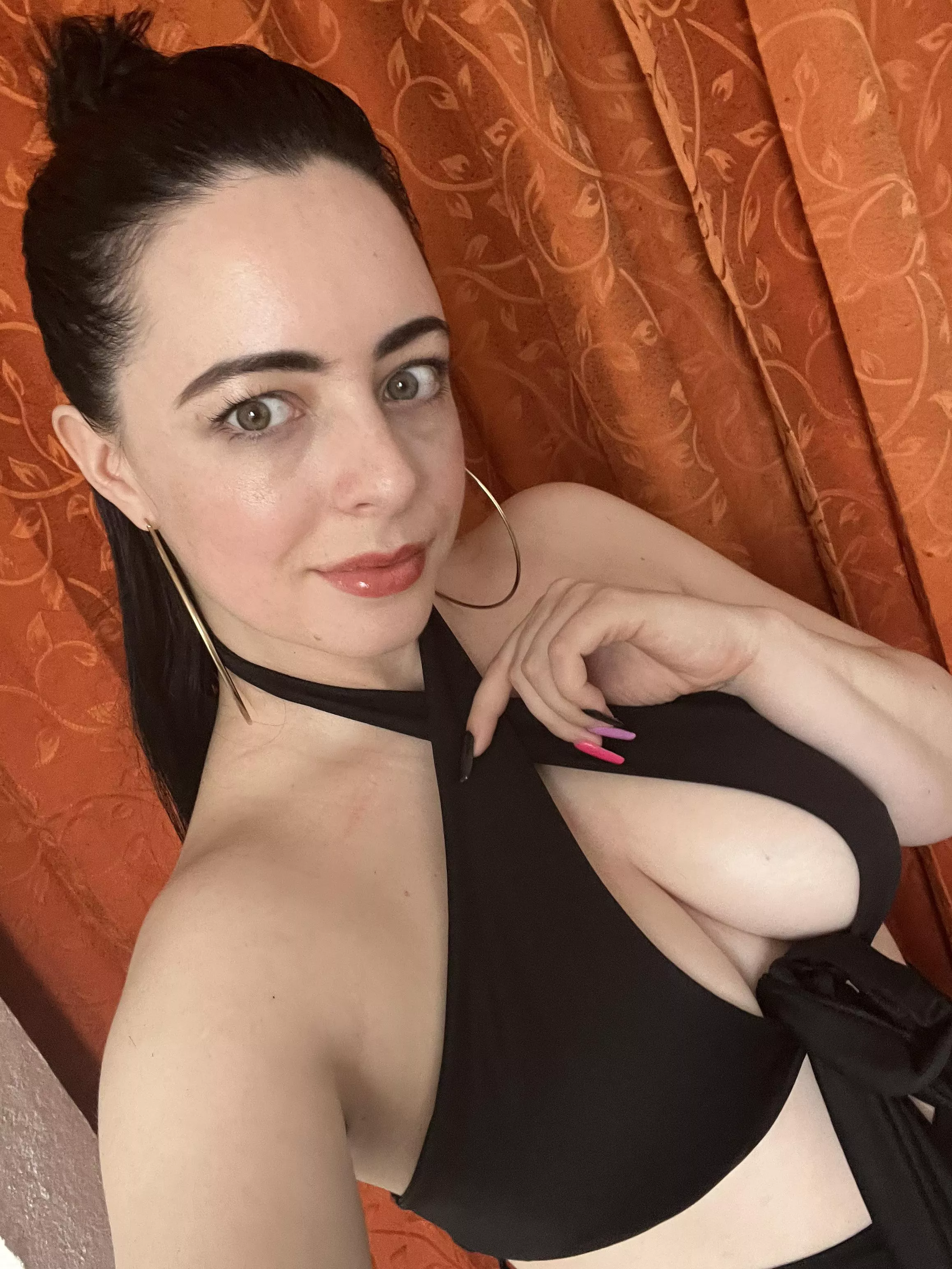 Definitely can't wear a bra with this!