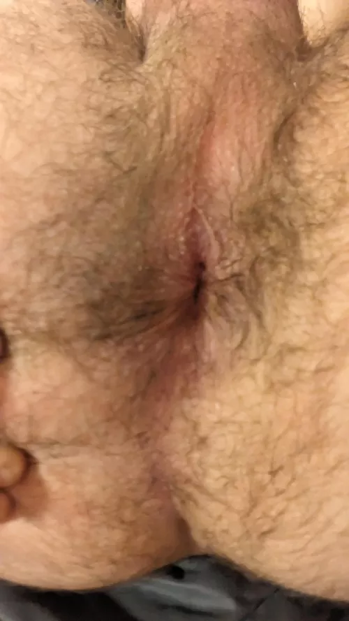 How does this tight hairy teen hole look