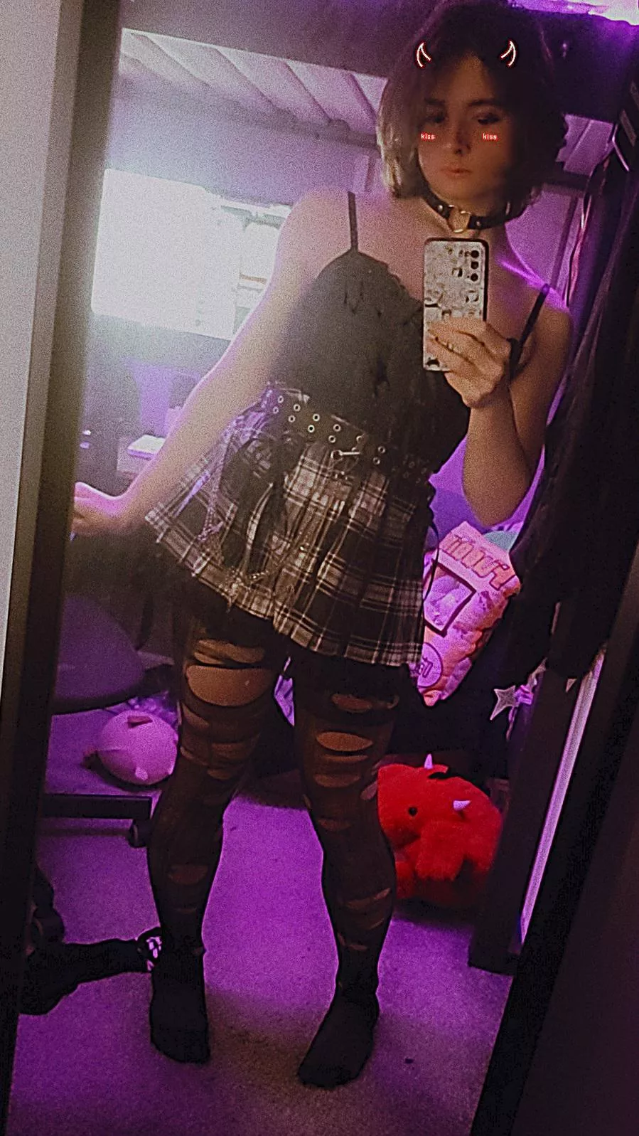 I got new skirt! >w<