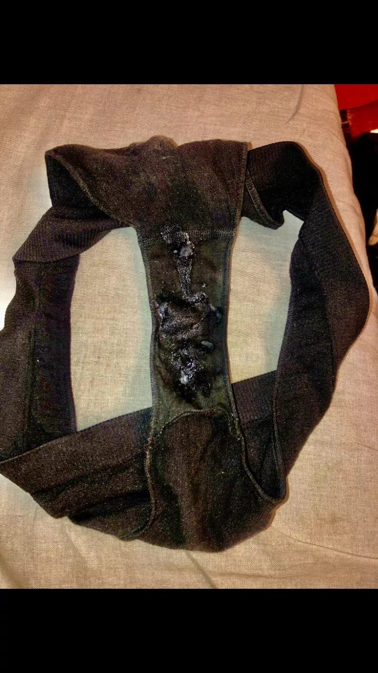 I let a stranger pull back my knickers and cum inside them - I sat in this wetness for hours