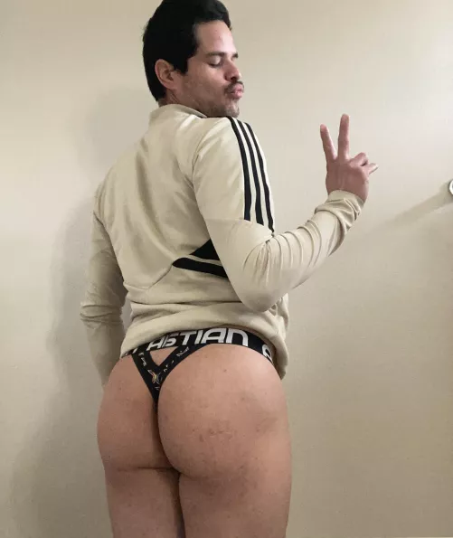 I love black thongs!