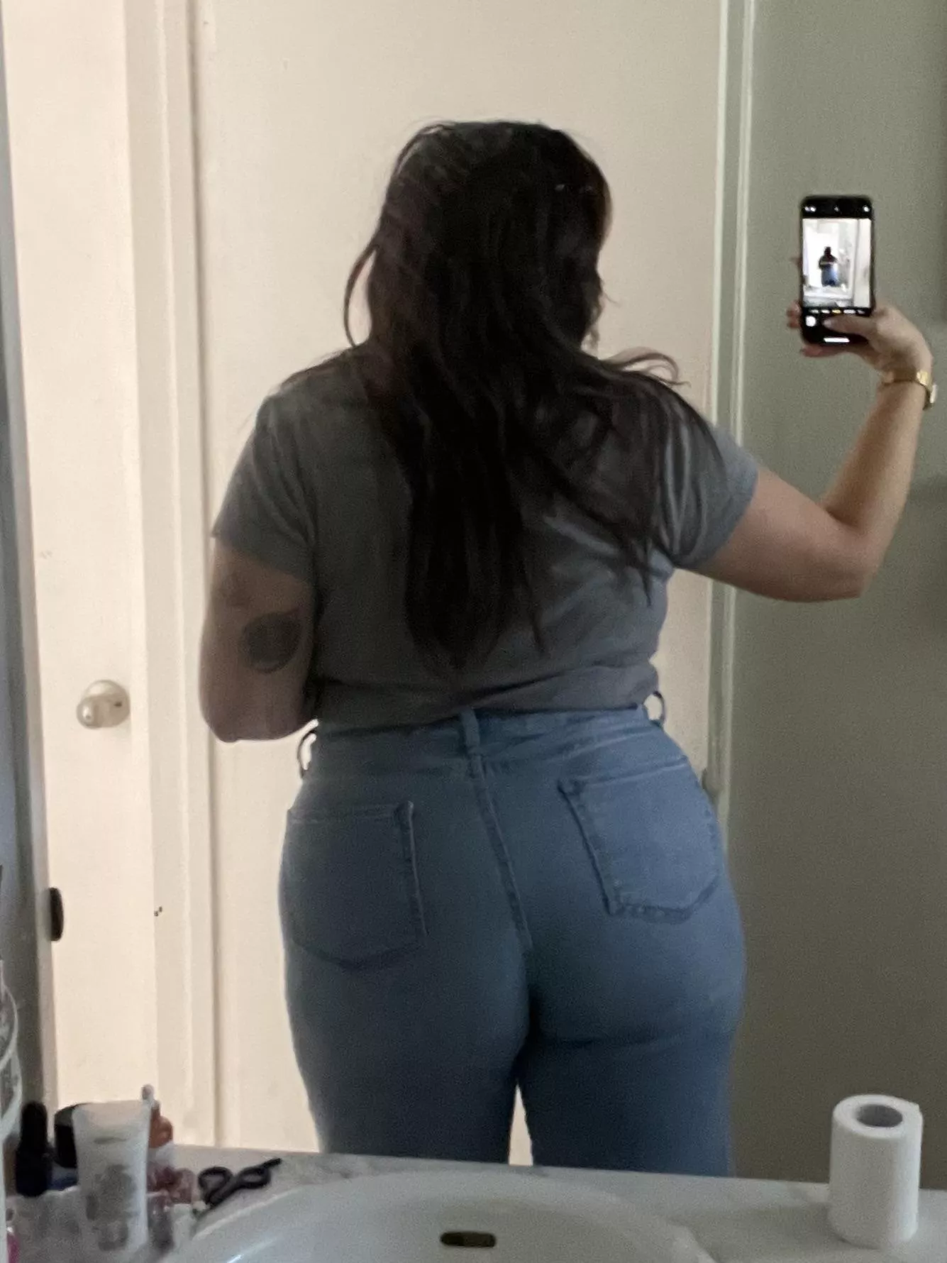 i love my new jeans 🥰