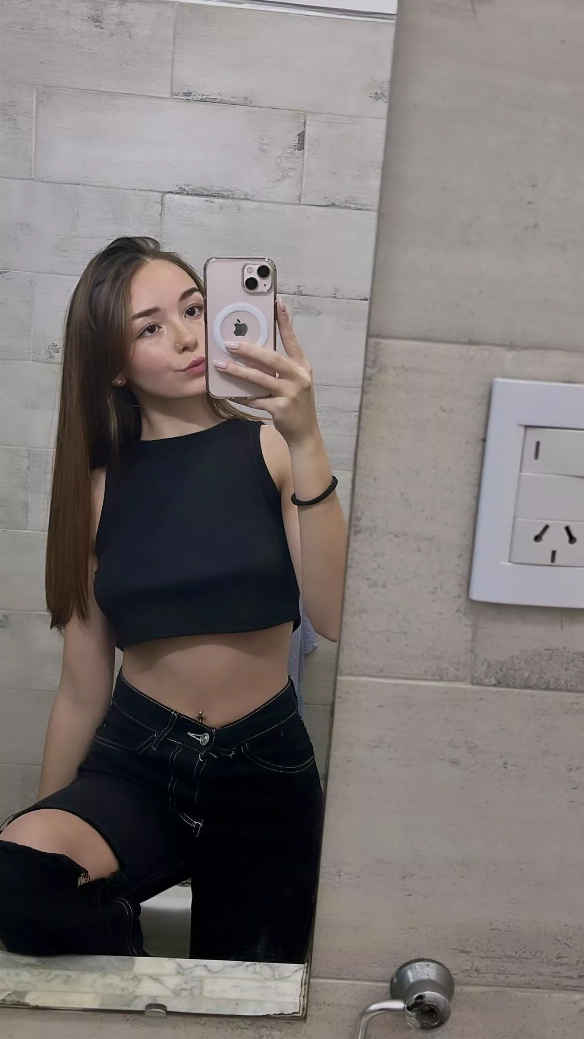 I love what I'm wearing, do you love it too?