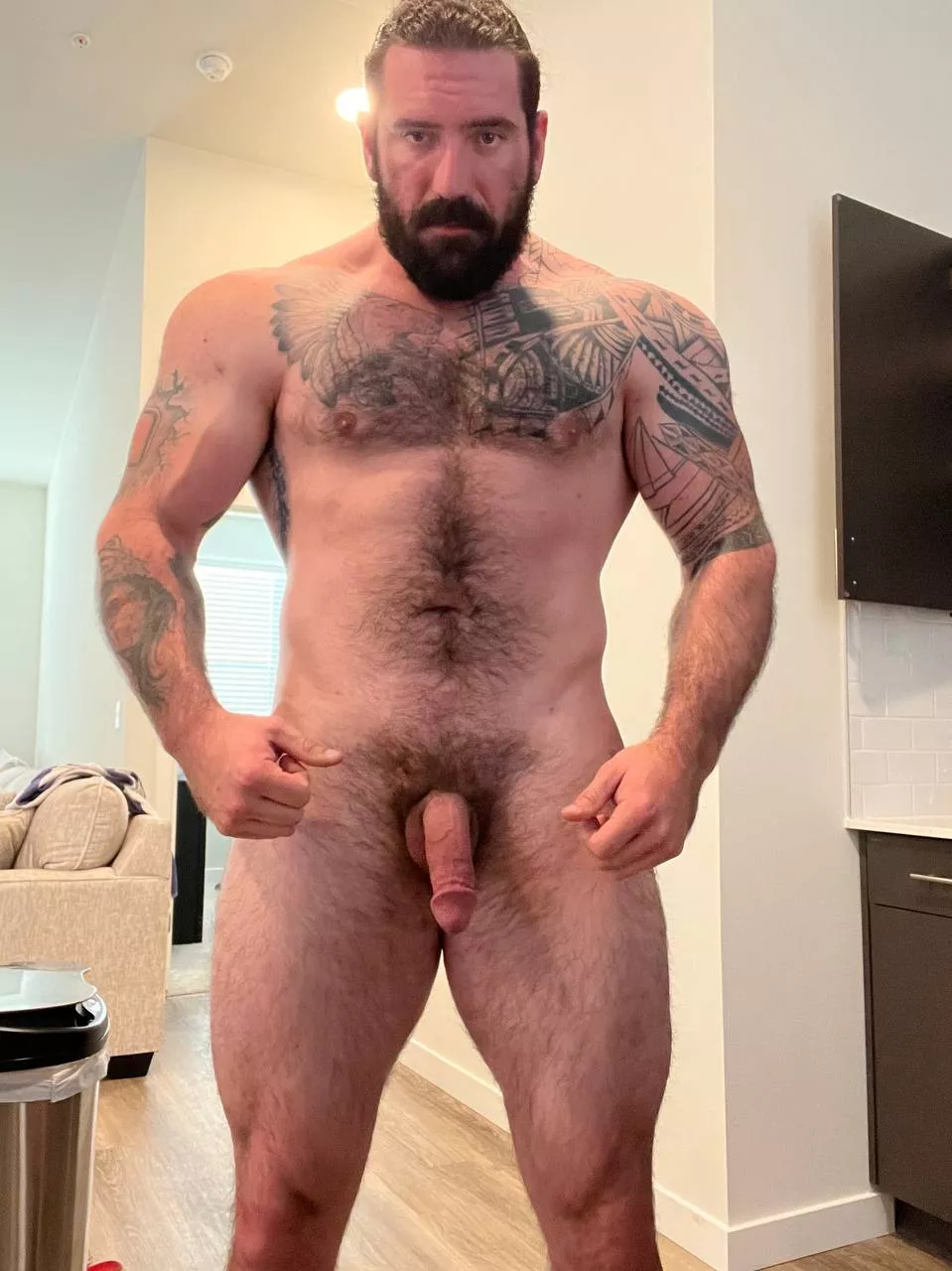 If we were room mates would you let me walk around naked?