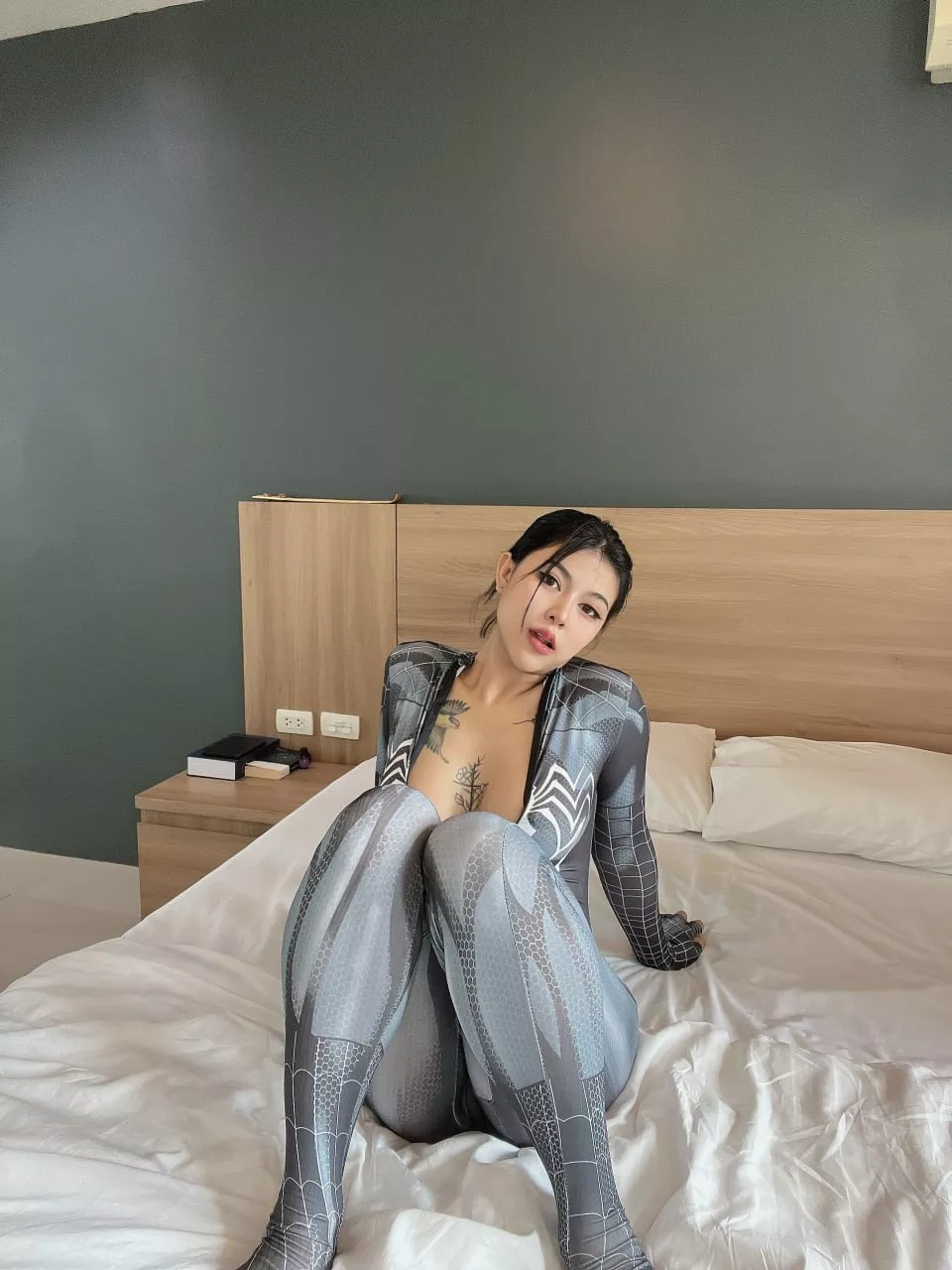 I'm 18 y/o, still in HS, and never had a creampie ... who wants to be the first one?