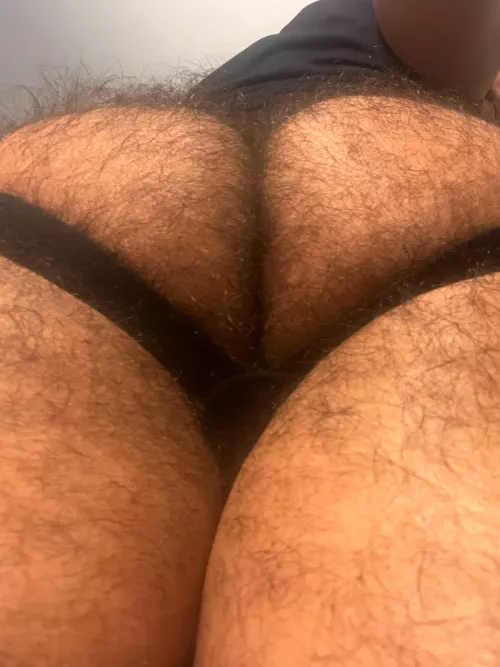 I’m so obsessed with my hairy ass and love it when you are too 🤭😉