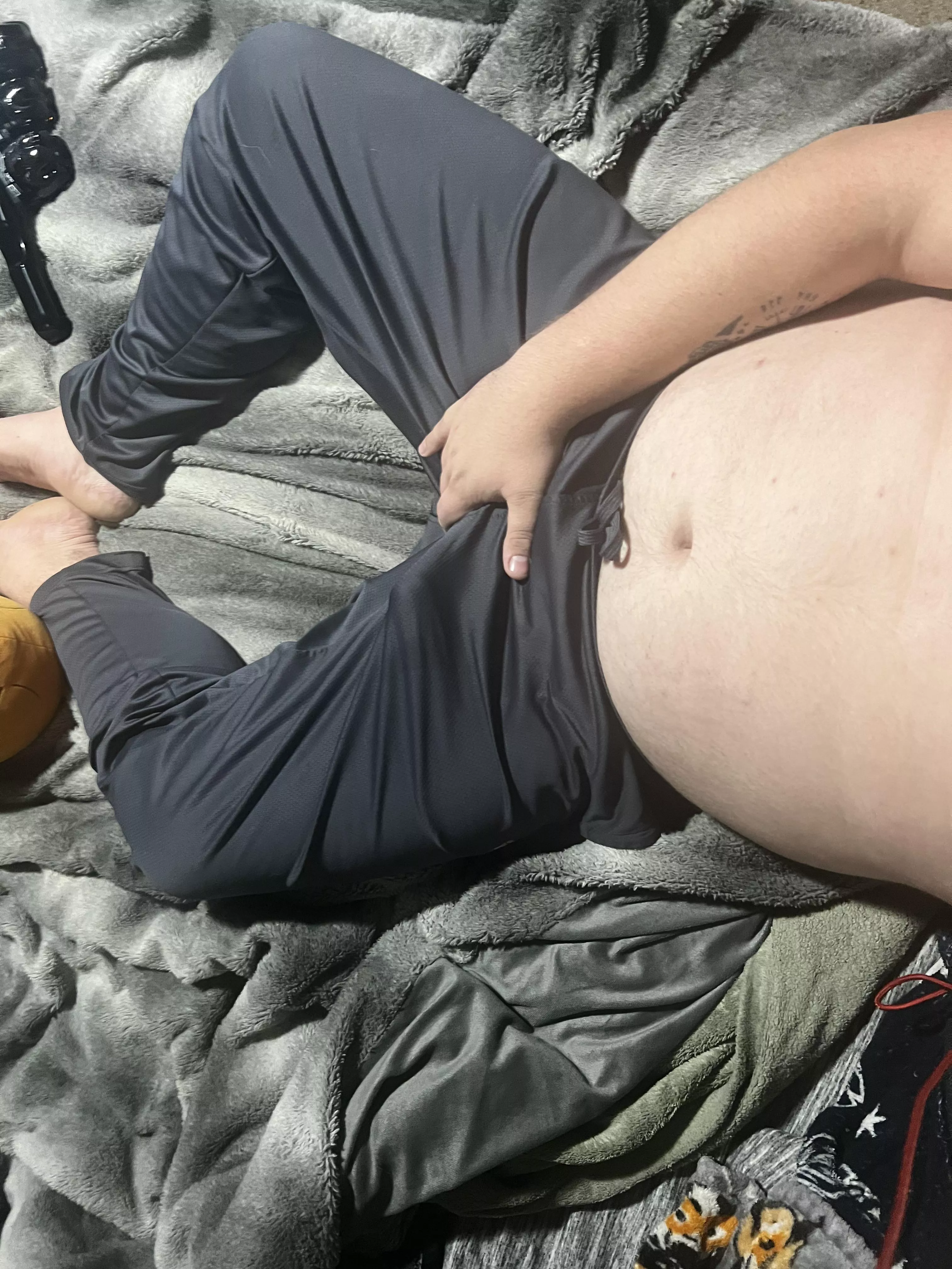 Its grey sweatpants season ;)