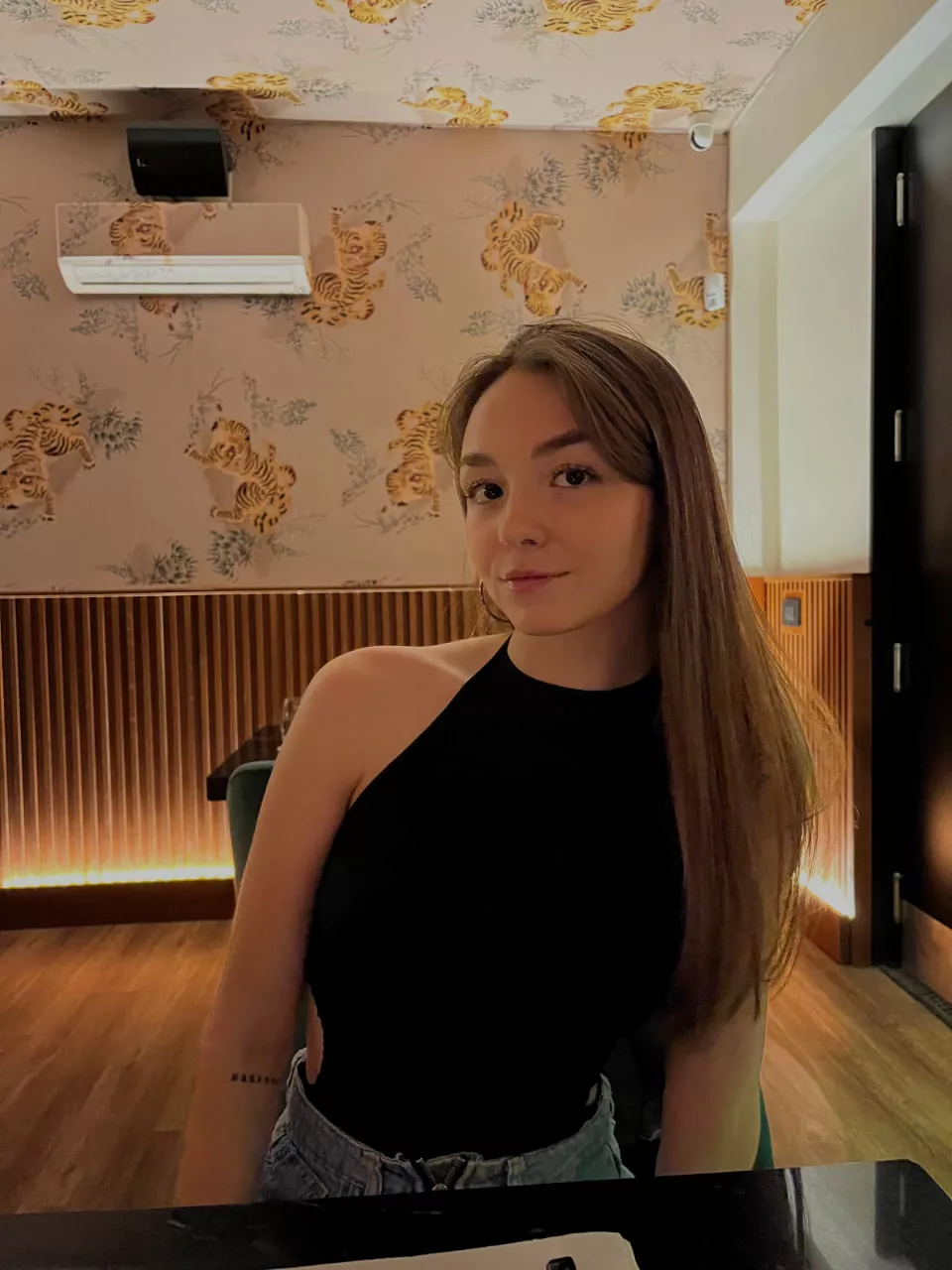 IUTR Longer hair is considered more attractive by other people