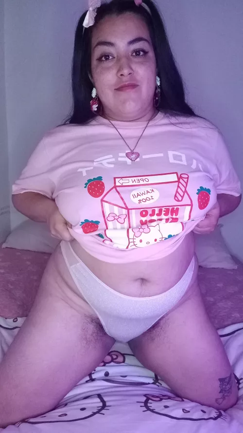 Just a hairy chubby cutie 💘