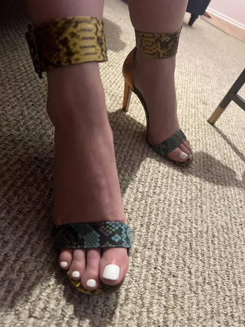 Loving the thick ankle strap!