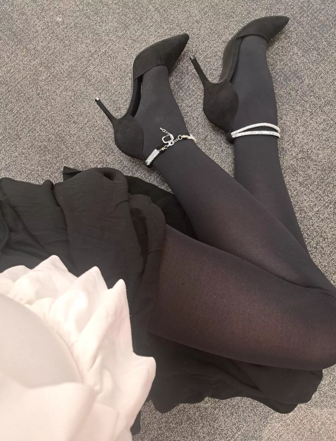 One more pic of my new fav 🖤