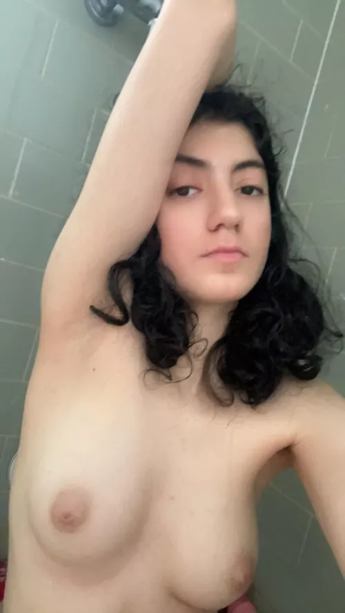 Say “yes” if you’d worship my armpits