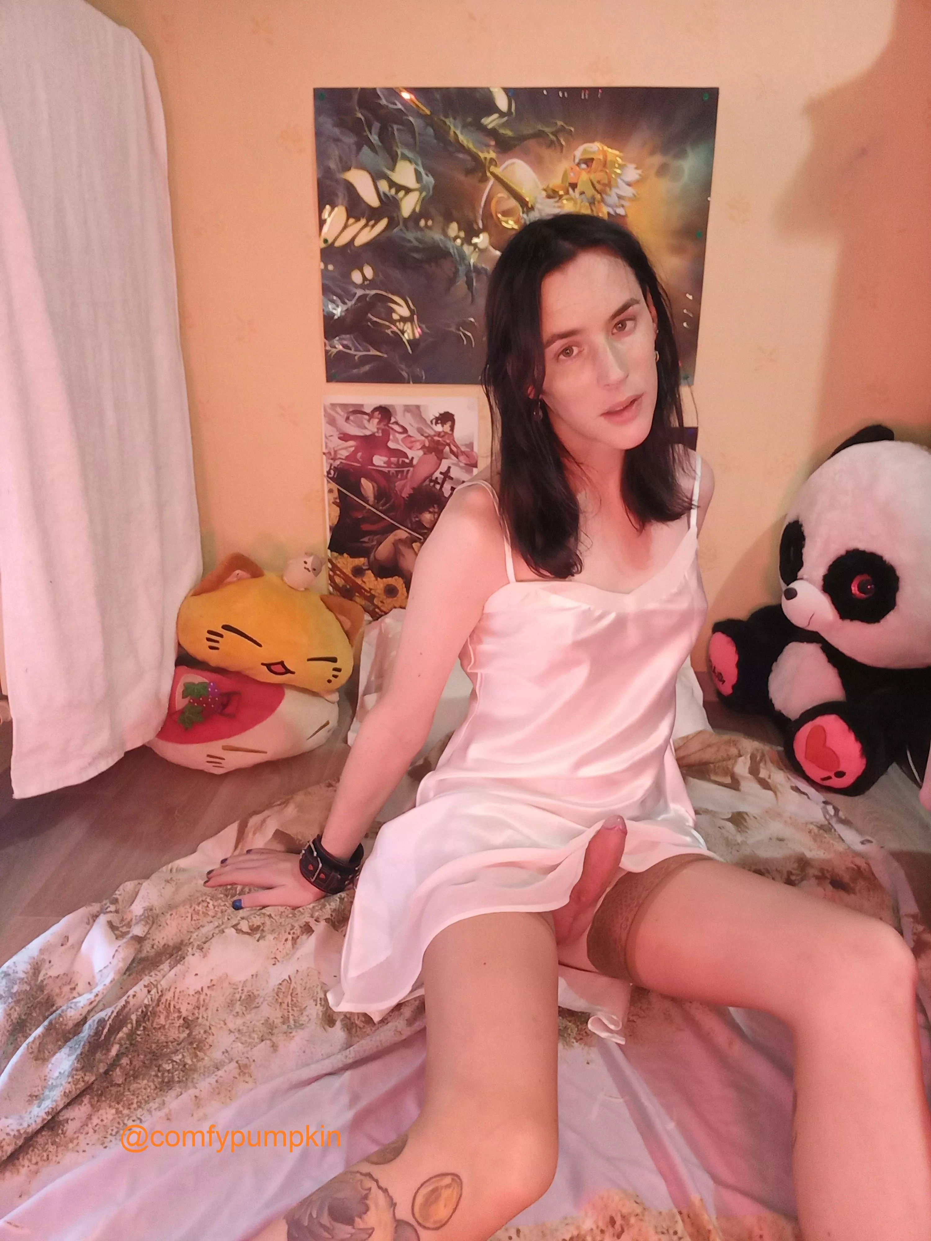 Waiting for you 👄