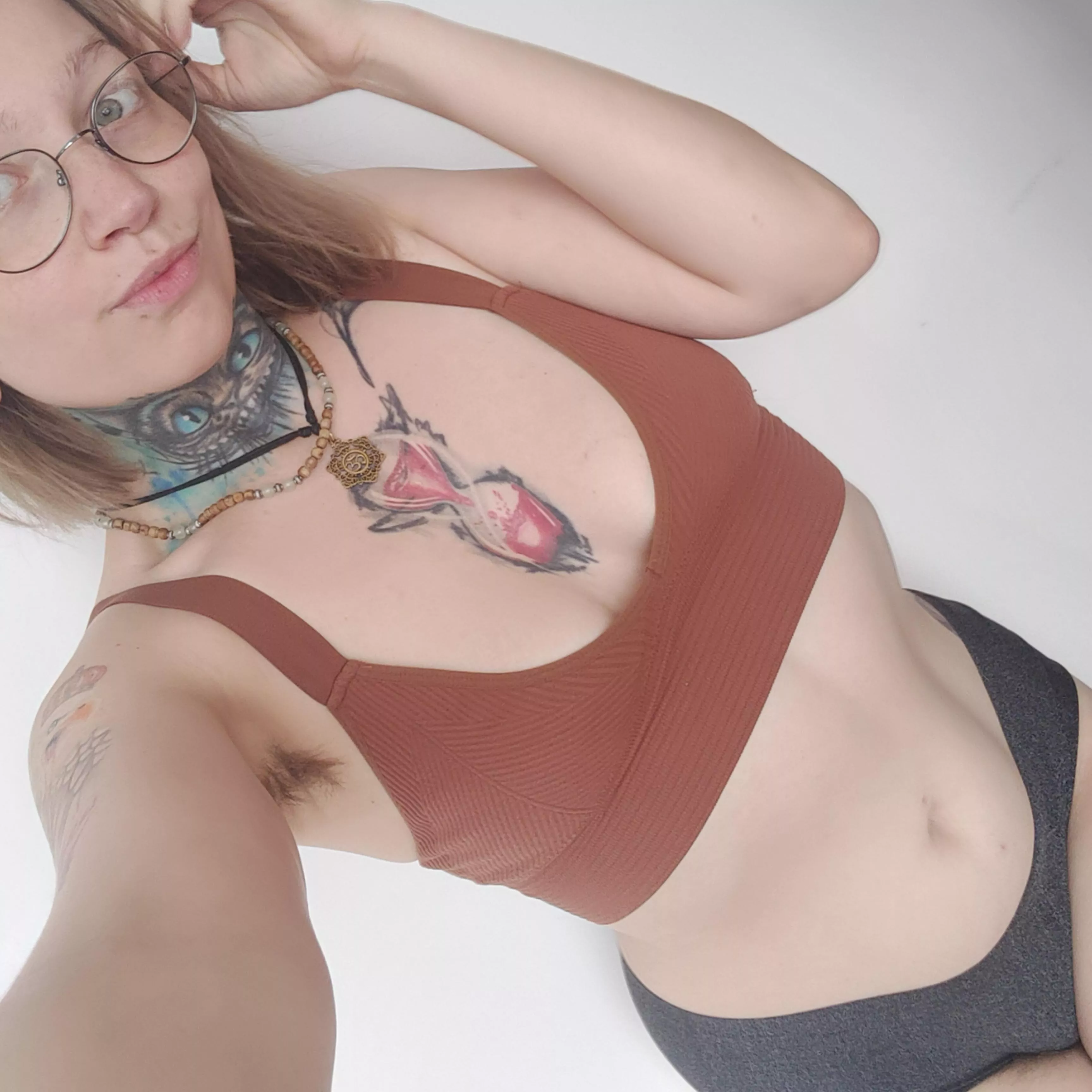 Women should embrace their natural beauty