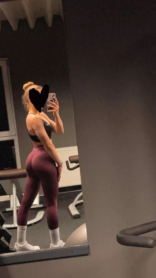 19 🇩🇪 DM me :)