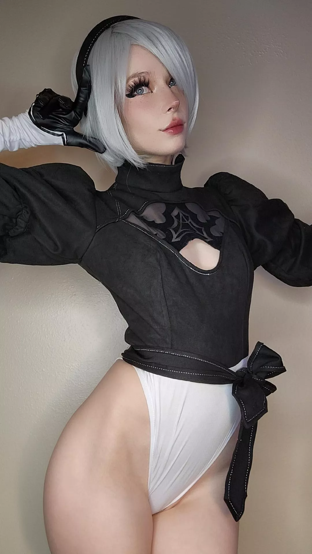 Another shot from my 2B cosplay (LolaLovegood)